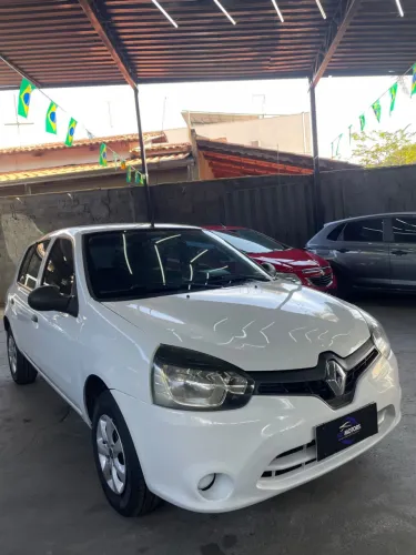 Renault Clio Expression Hi-flex 1.0 16V 5P 2015