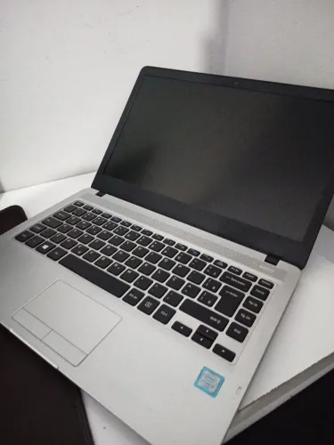 Notebook Samsung Essential 14" | i5 | 8GB RAM | SSD 256GB