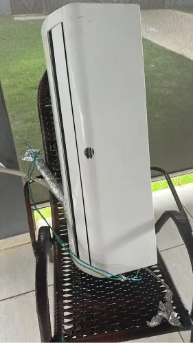  Vendo ou troco por iPhone Ar-condicionado  18 mil bitus