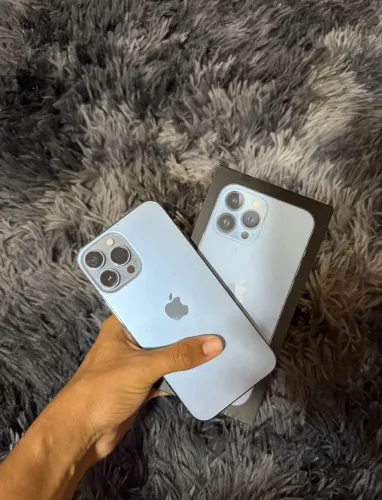 iPhone 13 pro Max 128 GB todo original