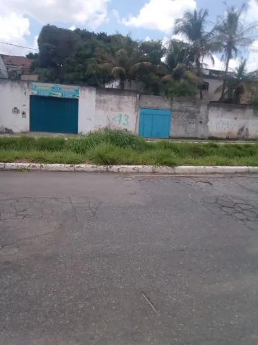 procuro socio para atividade comercial