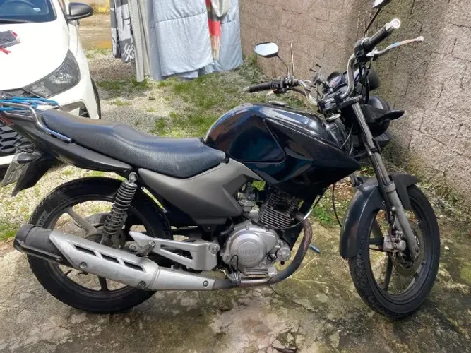 Vende-se Yamaha YBR 125