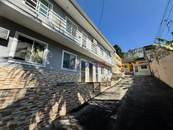 Casa para locação com 1 quarto com varanda em Taquara com