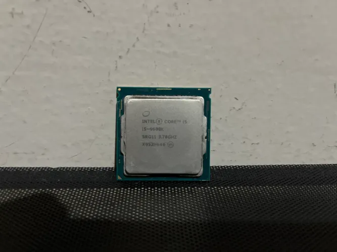 Intel Core i5-9600k 3.70GHZ seminovo
