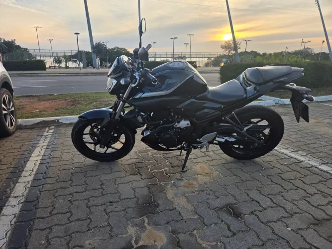 Mt 03 em excelente estado 
