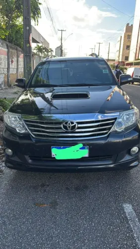 Toyota Hilux SW4 SRV D4-d 4X4 3.0 TDI Dies. AUT 2013