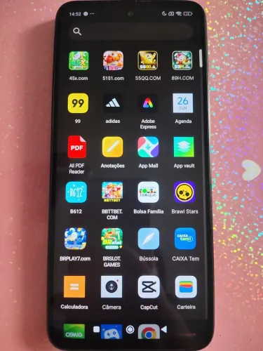 Celular semi-novo vendo xaumi 