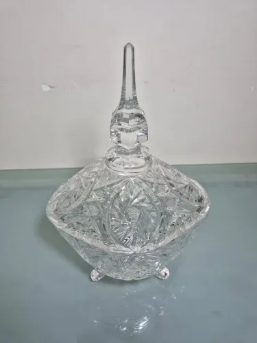 Bomboniere de Cristal Lapidado com Ta