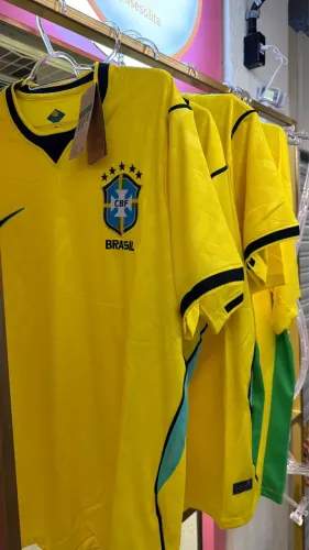 Blusa do Brasil amarelinha 