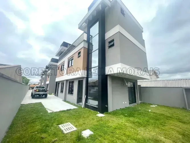 Sobrado no Portão | 3 Suítes, Terraço e Acabamentos Premium