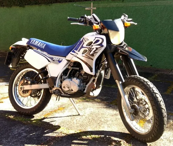 DT 200R único dono