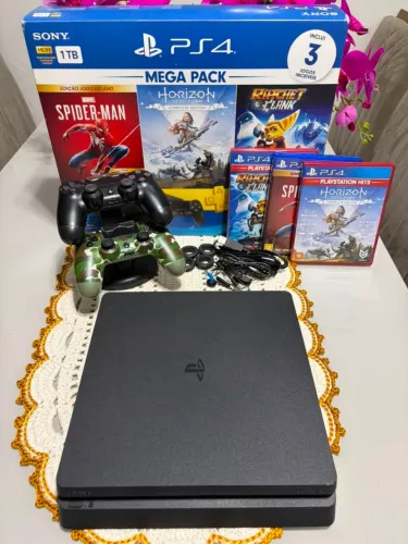 Playstation 4 slim 1 TB