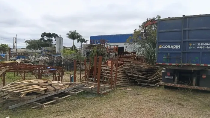 Doação de madeiras