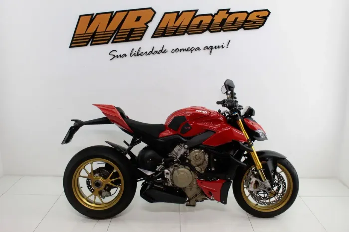 DUCATI STREETFIGHTER V4 S