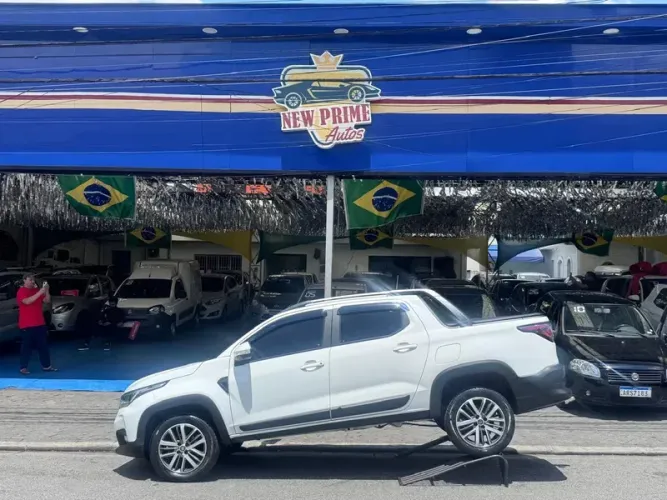 Fiat Strada Volcano 1.3 Flex 8V CD 2021