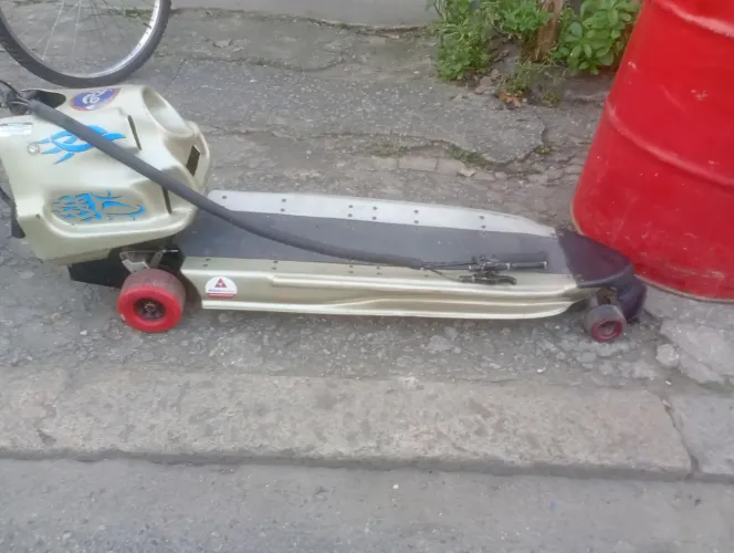 Skate motorizado gasolina 2 tempo raridade 