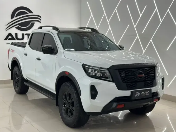 Nissan Frontier Pro4x CD 4X4 2.3 Bi-TB Die. AUT 2023