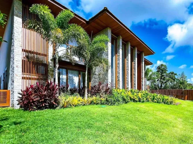 Imóvel de Luxo no Litoral Norte da Bahia | Casa à Venda em Praia do Forte