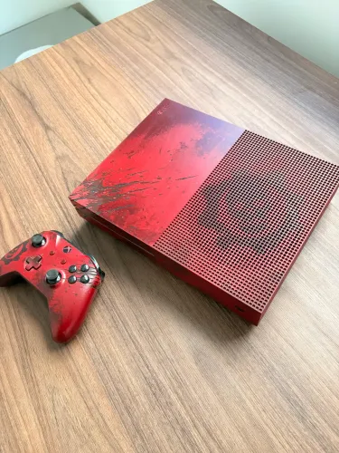 Xbox One S Gears of War 4 Edição Limitada 2TB + Controle Original