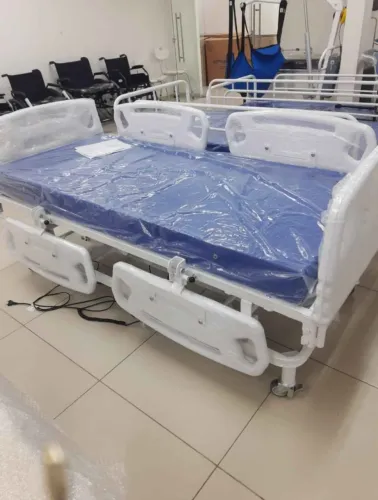 Vendo Cama Hospitalar.