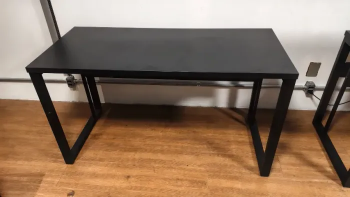 Mesa metalon