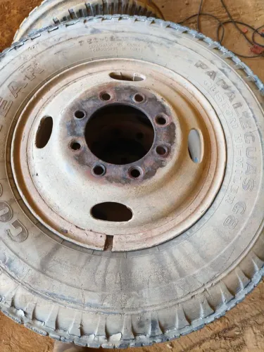 Roda F4000 completa com câmera