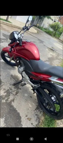 Vendo cb 300 top só pegar e anda 