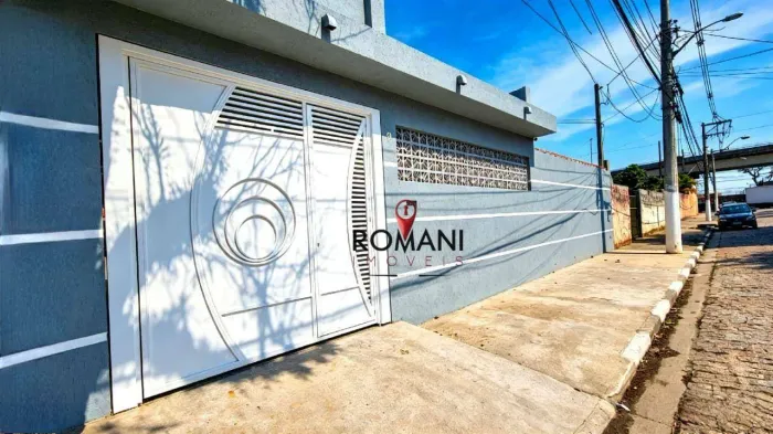 Sobrado com 4 dormitórios à venda, 468 m² por R$ 905.000 - Parque Maria Helena - Suzano/SP