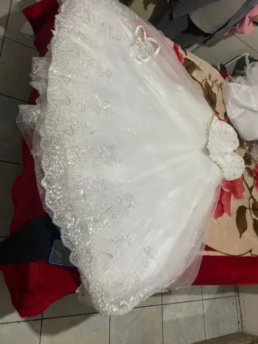 Alugo ou vendo vestido