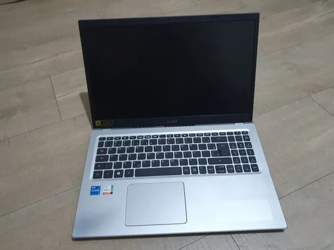 Acer Aspire 5