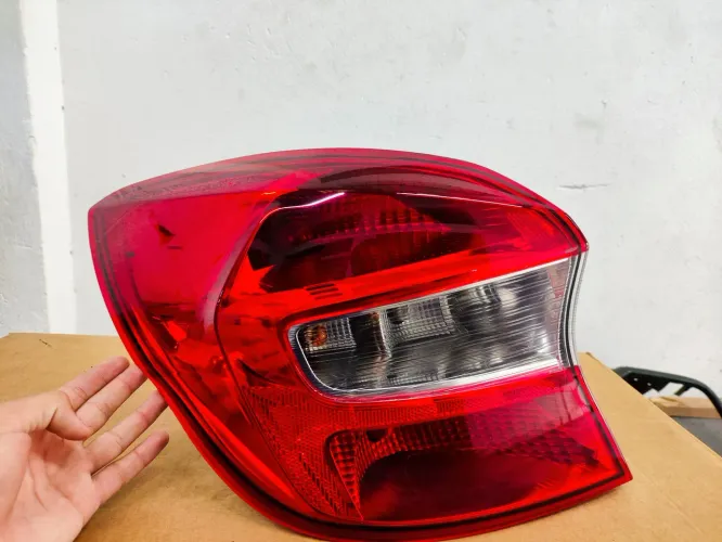 Lanterna Ford Ka Hatch 2015/2018 lado esquerdo, Original sem recuperações 