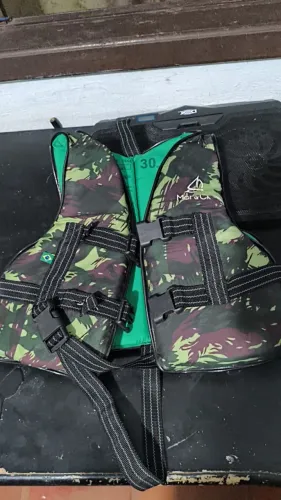 Colete salva vidas, mar & Cia até 30 kilos