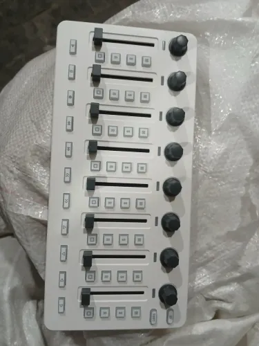 Controlador Midi M VAVE SMC Mixer