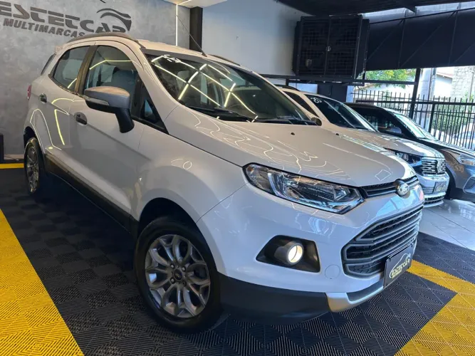 Ford Ecosport Freestyle 1.6 16V Flex 5P 2015