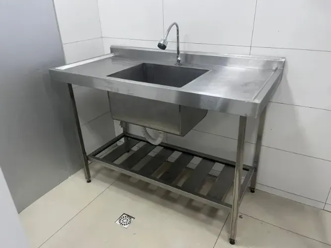 Pia Aço Inox Industrial 150x60x90 cm Cuba Centralizada Nortinox - ACOMPANHA TORNEIRA