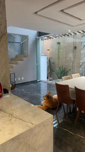 Vendo Casa Duplex no Condominio Berlim - Vinhais