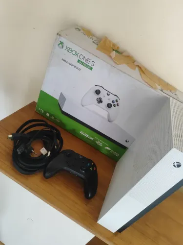 XBOX ONE S 1T