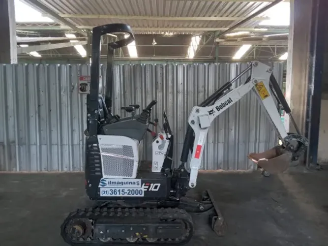 Mini Escavadeira Bobcat Mod. E10 Ano 2024 Com 312hrs