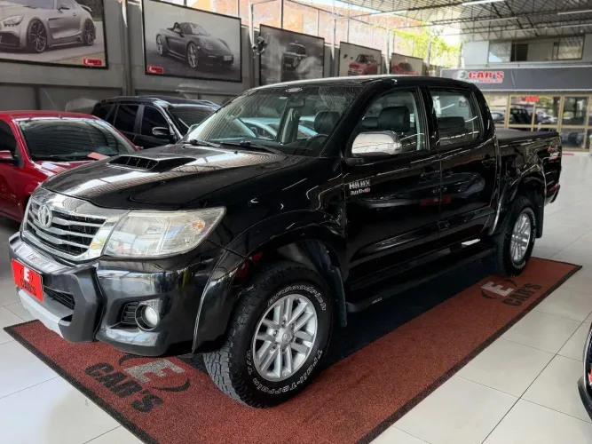 Toyota Hilux CD SRV D4-d 4X4 3.0 TDI Diesel AUT 2015