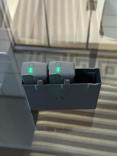 2 BATERIAS + HUB CARREGADOR DJI AVATA 2