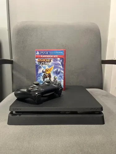 Ps4 slim 1tb