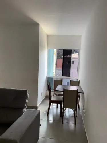 Alugo apto superior semi mobiliado c/ lazer, perto do Mercado Super Sam, próximo à BR-040