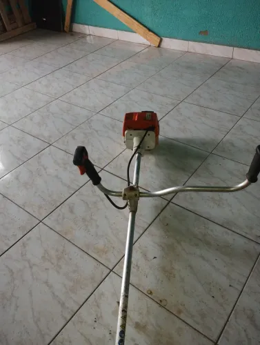 Roçadeira Stihl fs290