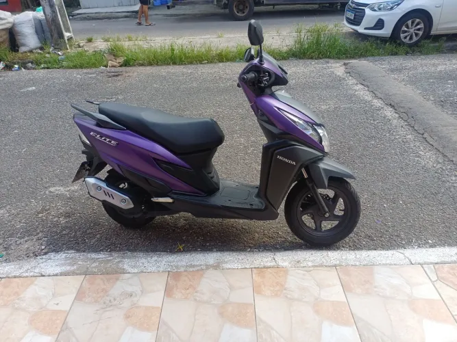 Honda elite 125 roxa nova