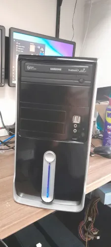 Computador  pata escritório ou acessar Internet 