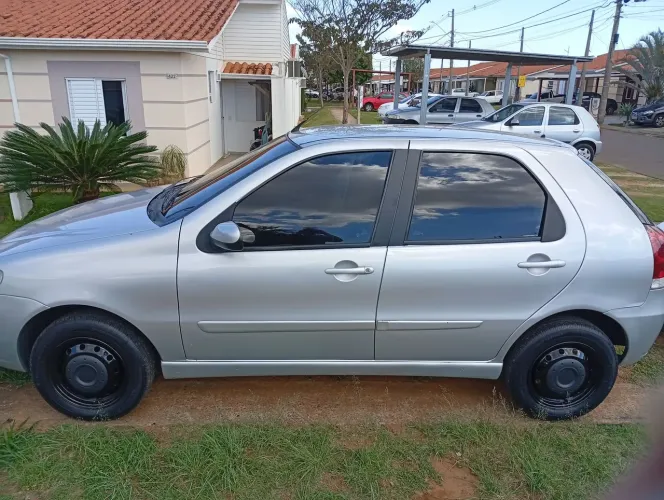 Fiat Palio Celebration 1.0 Fire Flex 8V 4P 2010