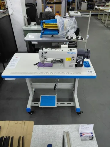MAQUINA DE COSTURA (TECNOVA TN0303D4) TRANSPORTE DUPLO ELETRÔNICA