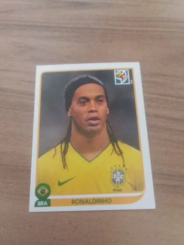 Figurinha Ronaldinho Gaúcho da copa 2010