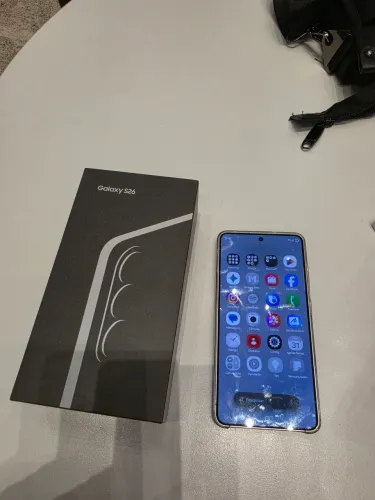 Samsung s26 menos de um mês 3500 hojede comprado