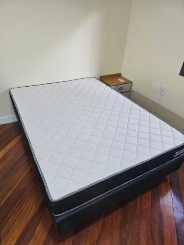 Colchão de Casal Ortobom + Cama Box